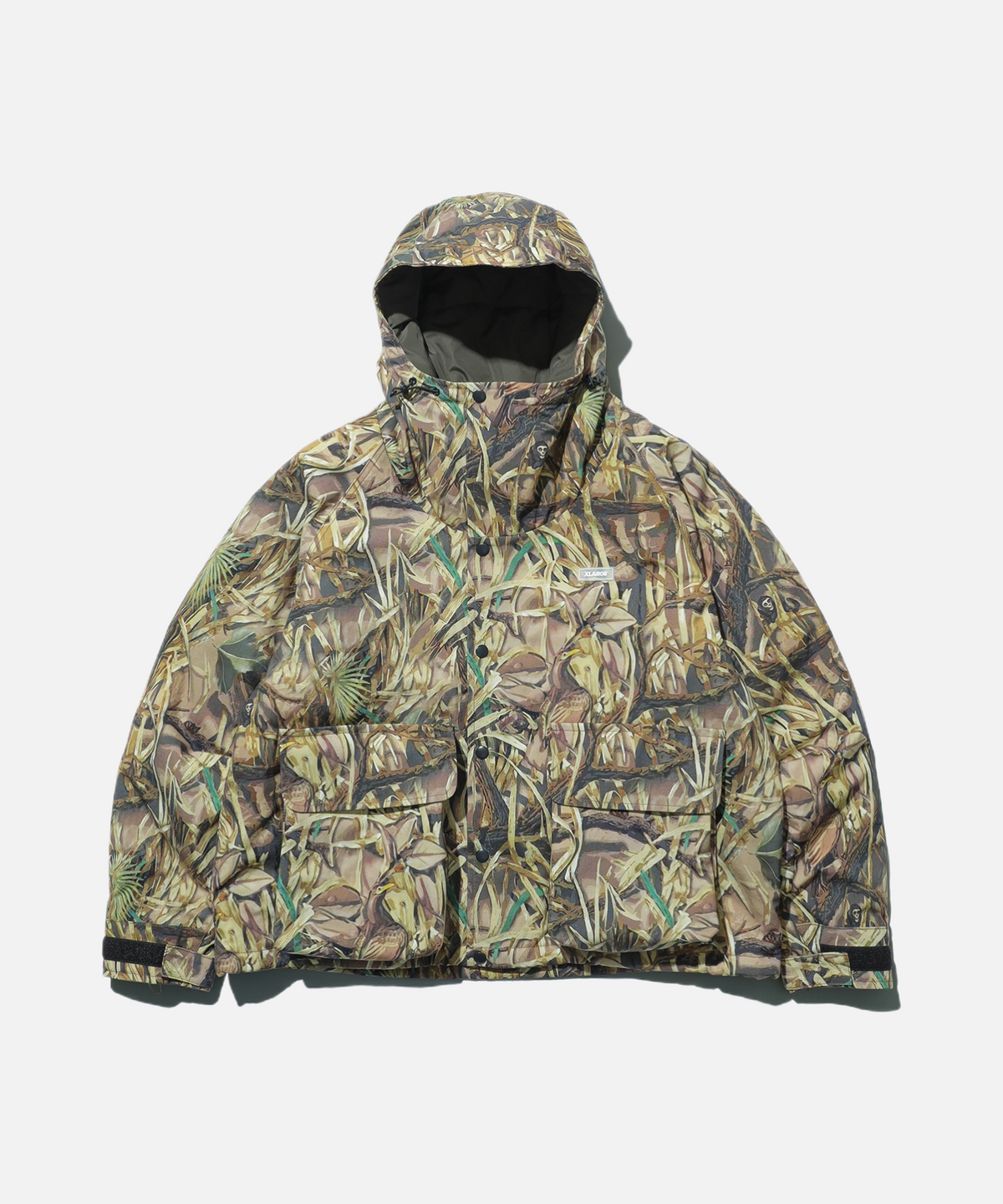 XLARGE NYLON PUFFER JACKET M カモ　迷彩 HOODED PUFFER JACKET – XLARGE