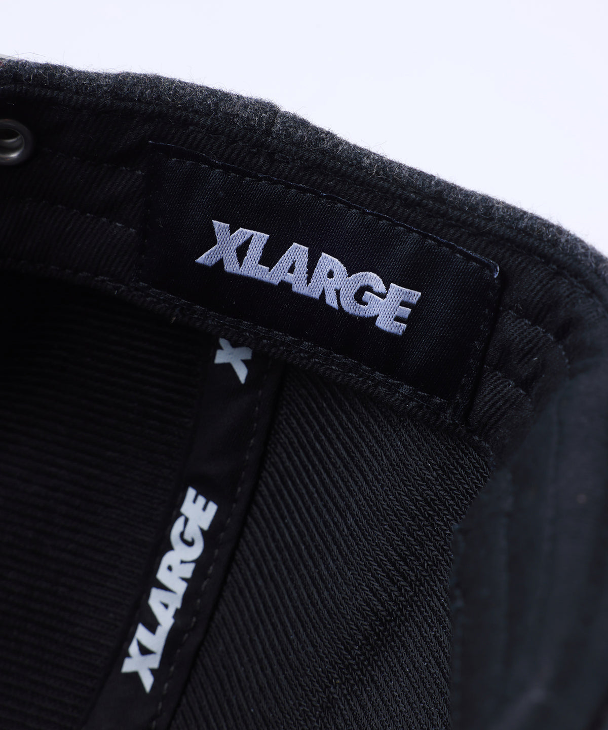 X LOGO CAP