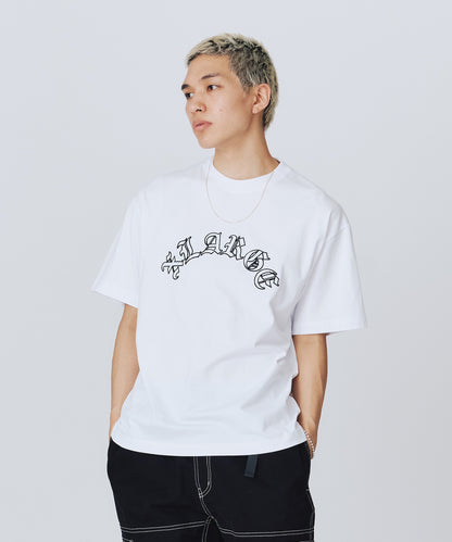 OLD ENGLISH S/S TEE