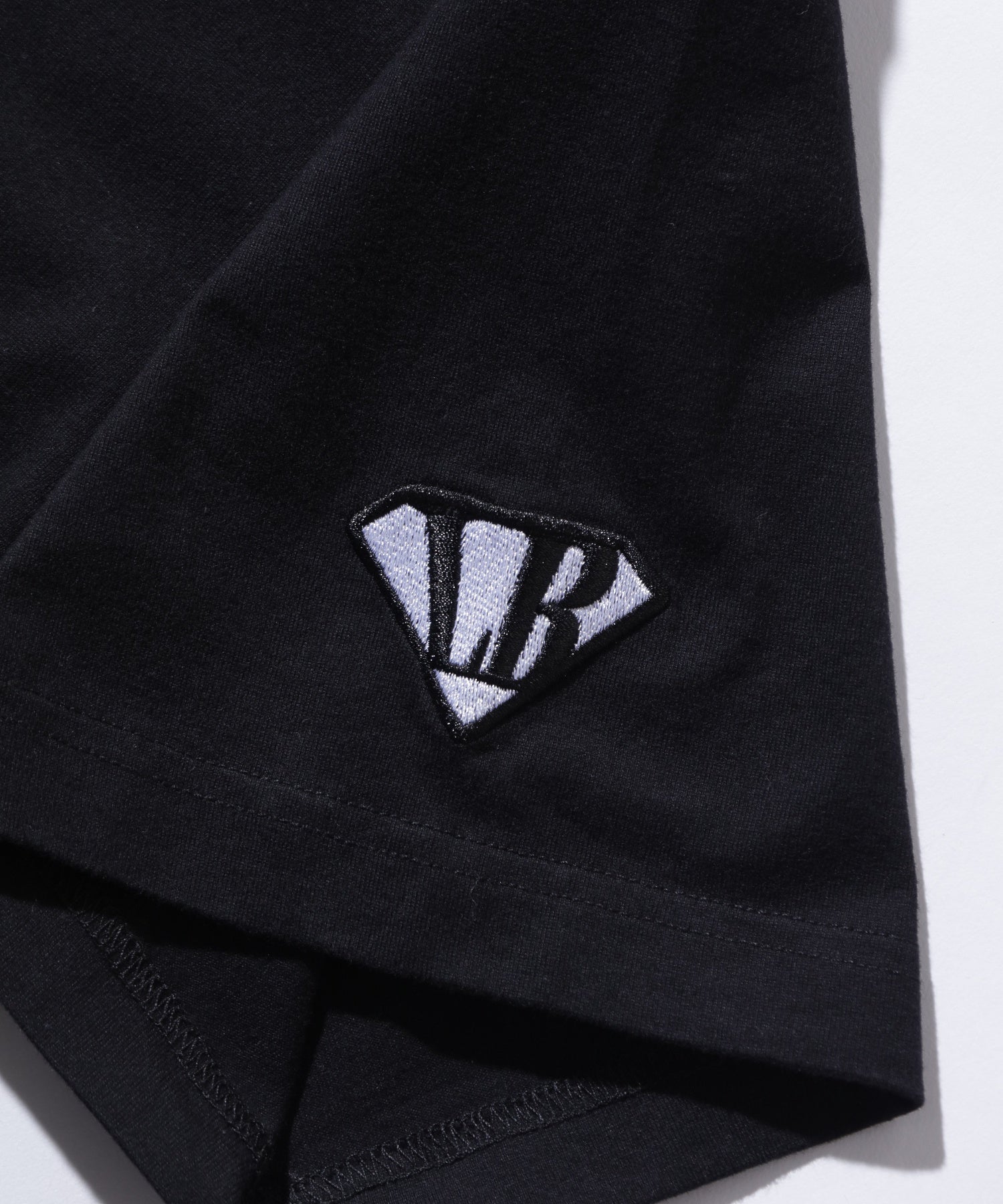 XLARGE x LIBERTY WALK S/S TEE