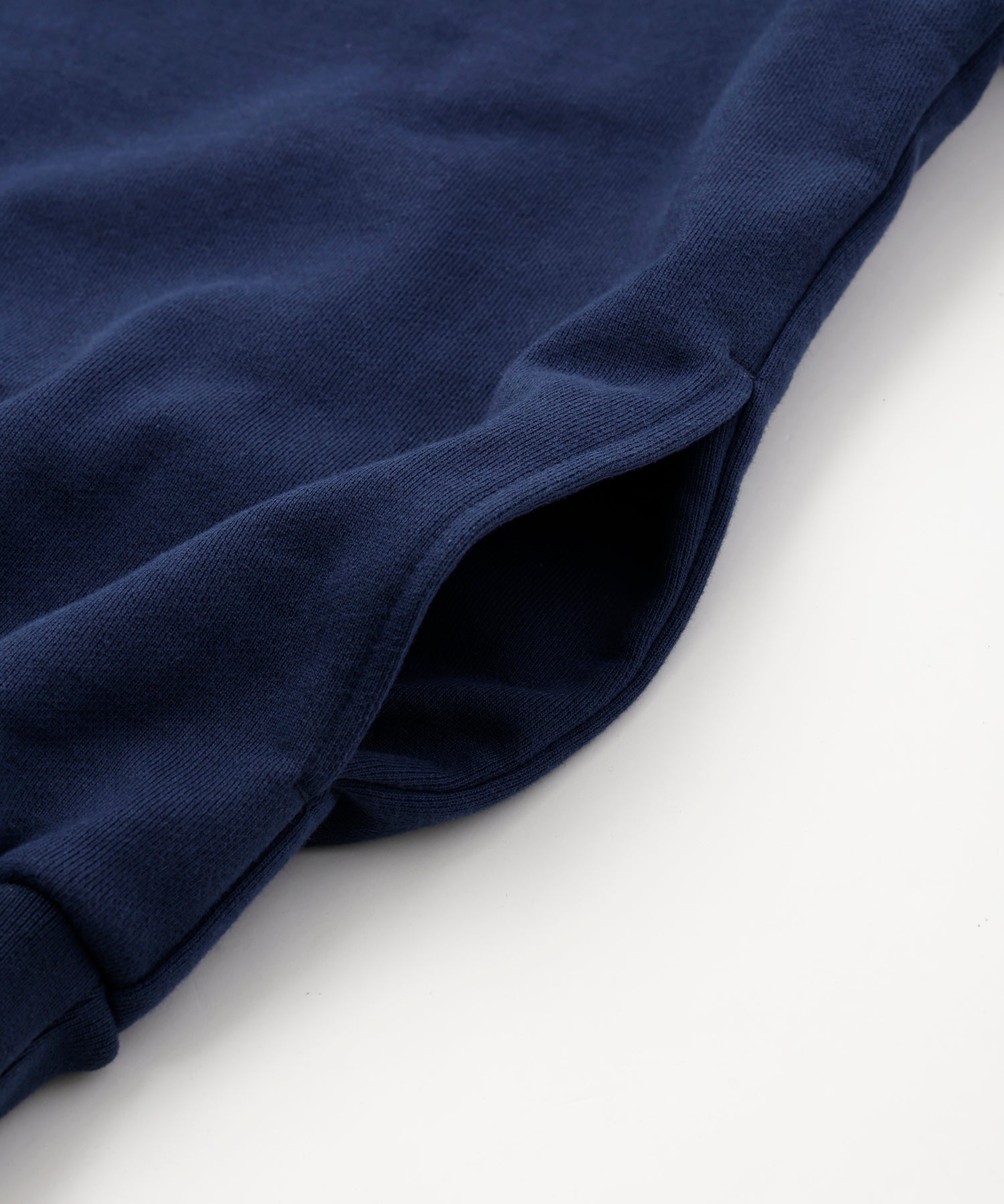 【XLARGE】STRIPED RIB HALF ZIP SWEATSHIRT STRIPED RIB HALF ZIP SWEATSHIRT – XLARGE