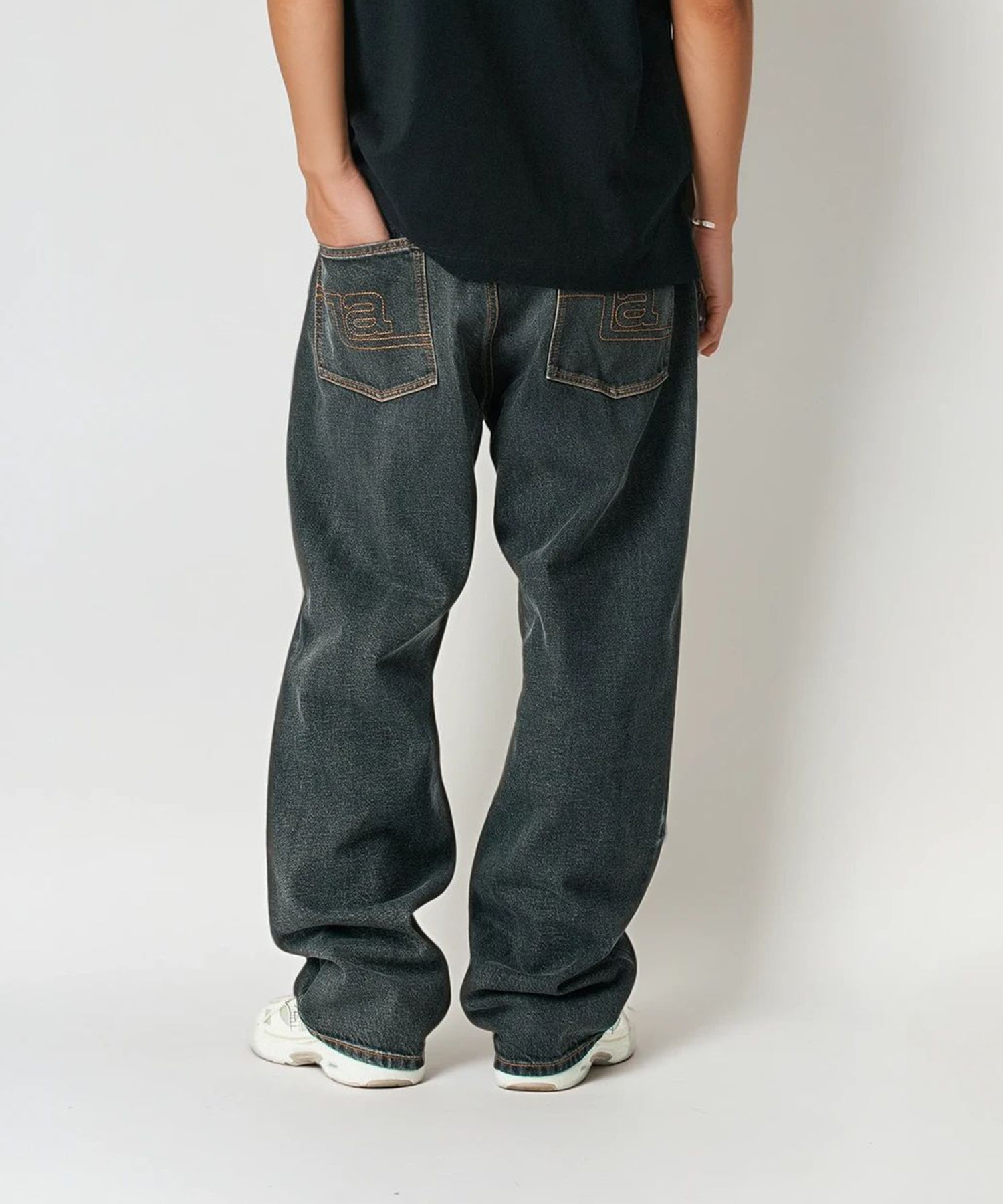 LA STITCHED DENIM PANTS