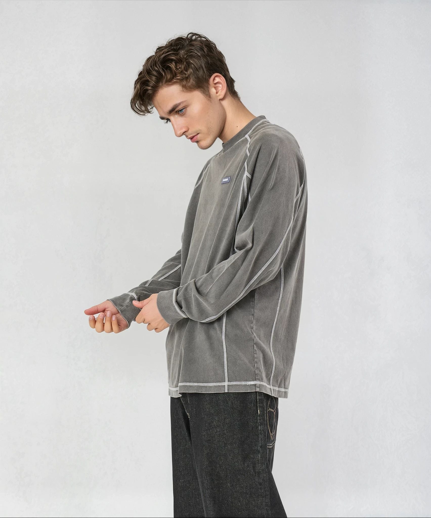 CONTRAST STITCH L/S TEE