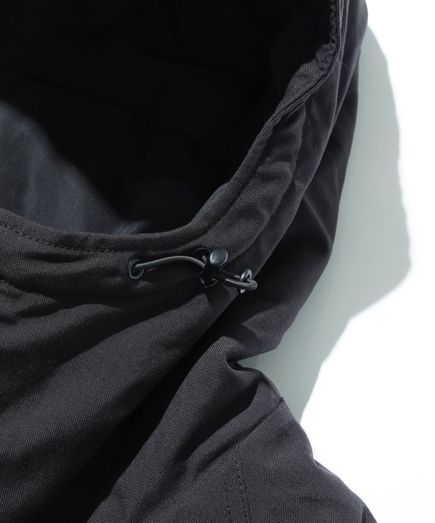 HOODED PUFFER JACKET