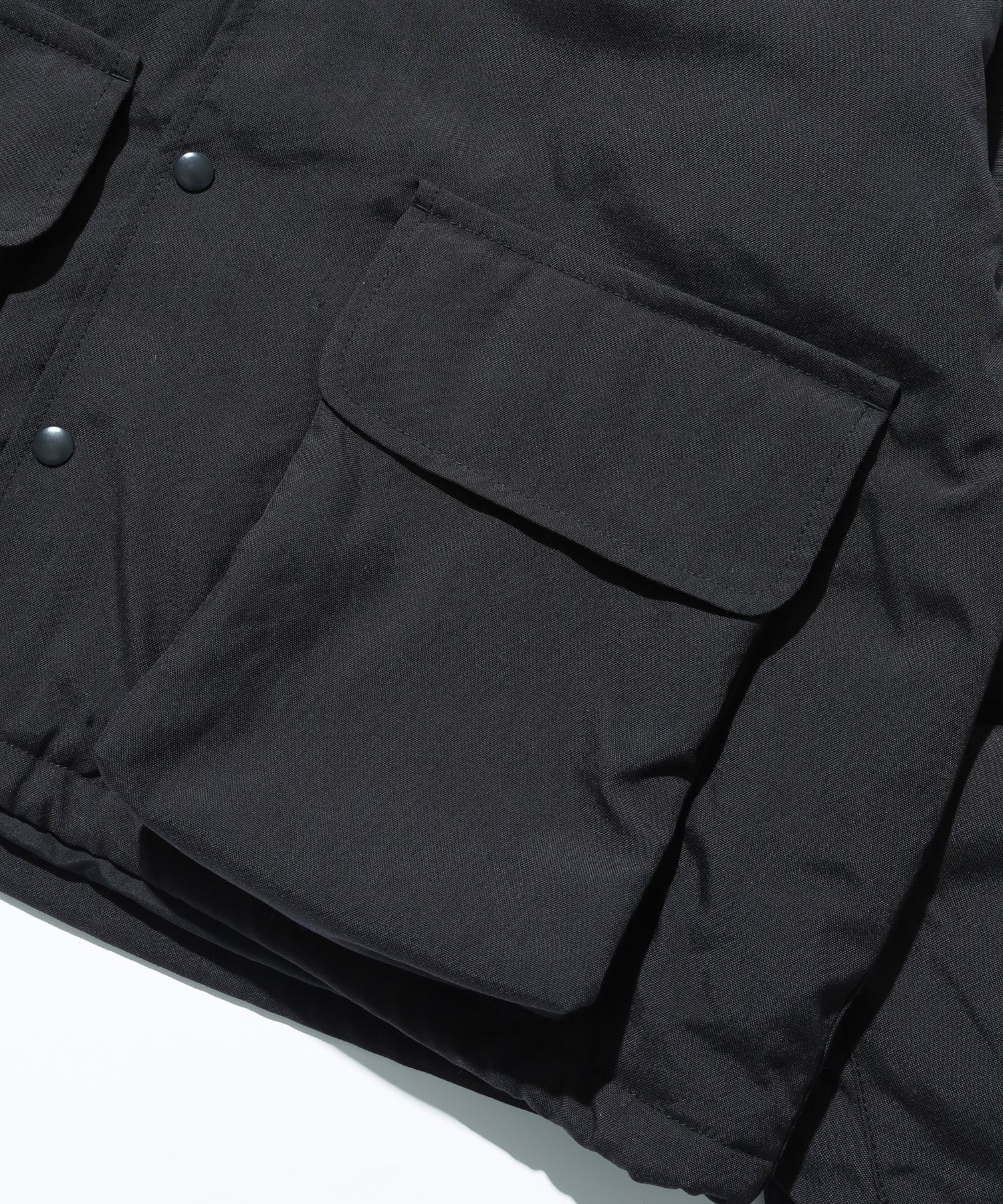 HOODED PUFFER JACKET – XLARGE