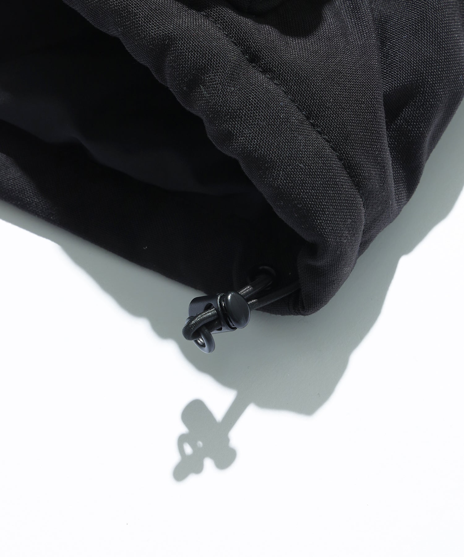 HOODED PUFFER JACKET