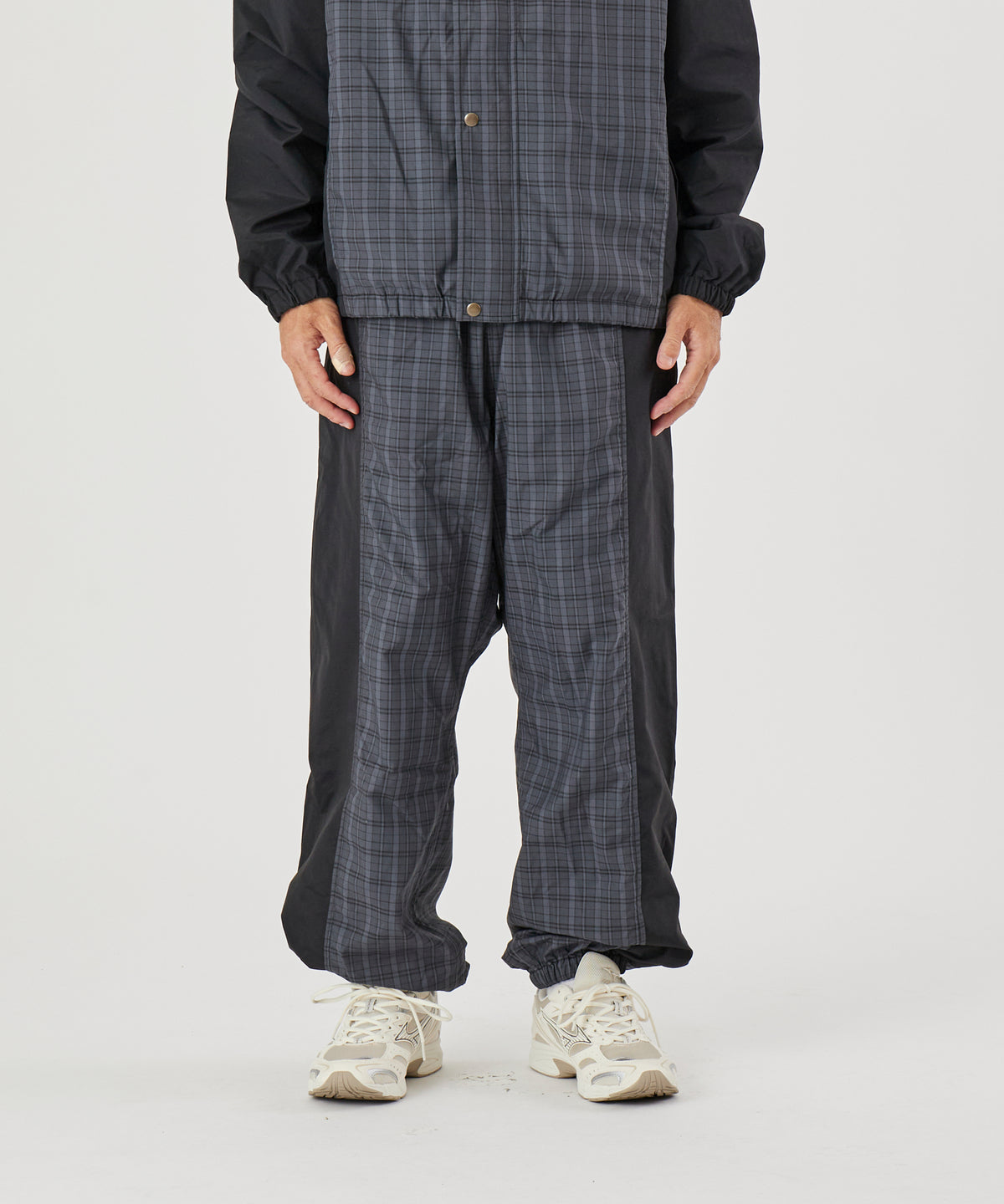CHECK TRACK PANTS