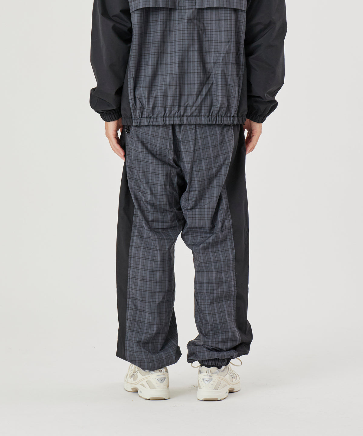 CHECK TRACK PANTS