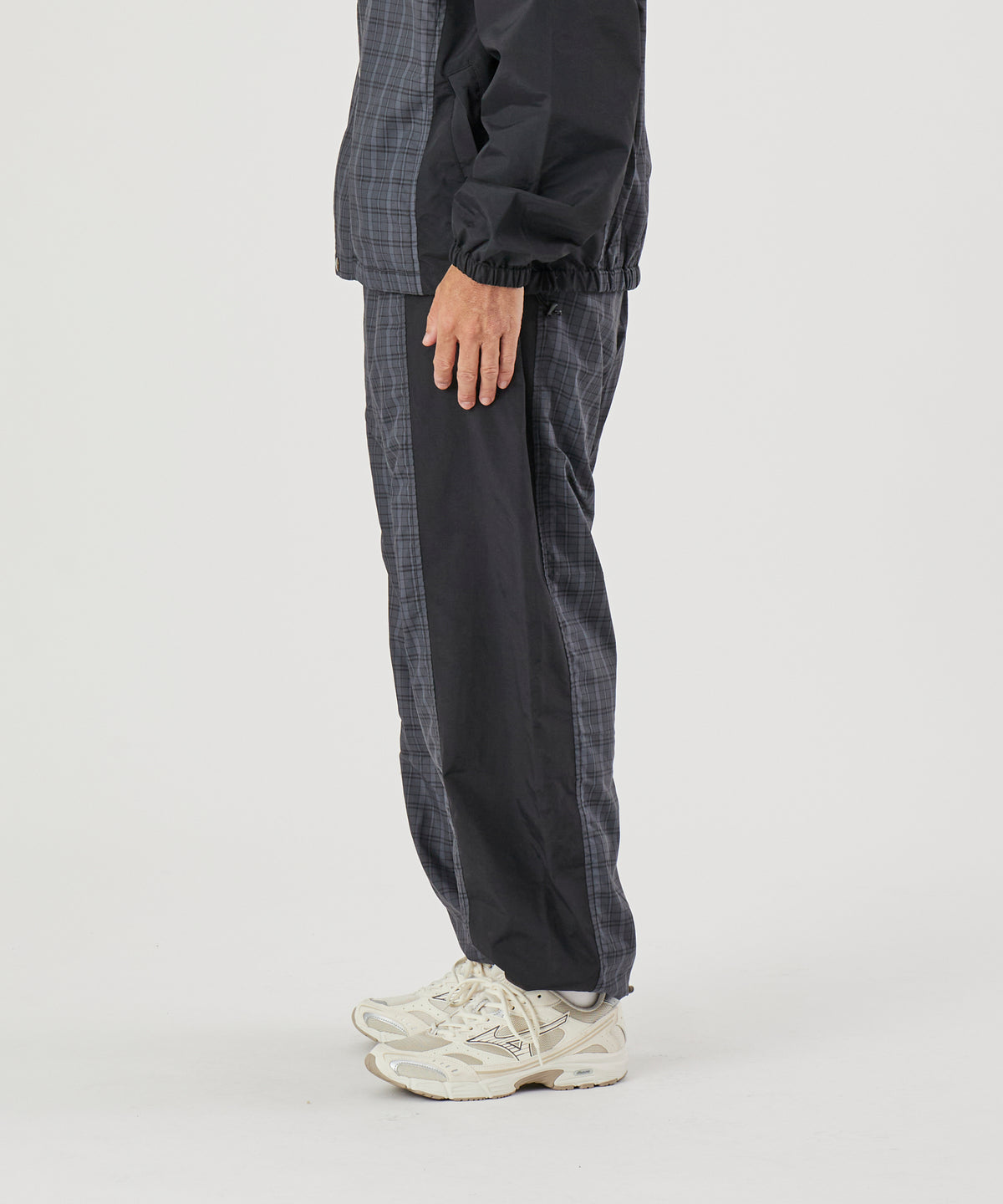 CHECK TRACK PANTS