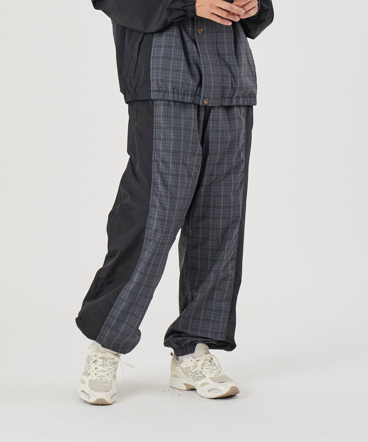 CHECK TRACK PANTS