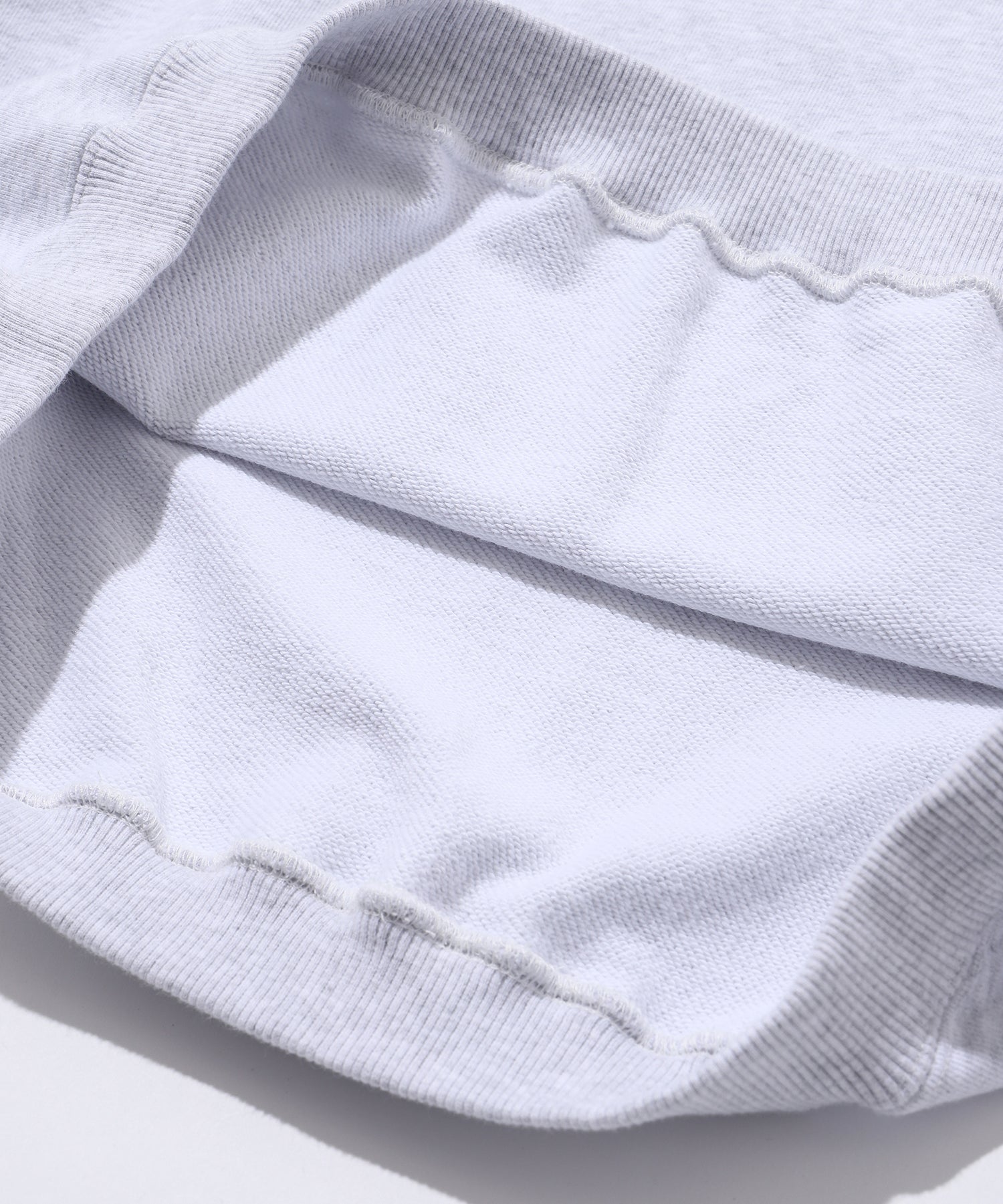 VARSITY CREWNECK SWEATSHIRT