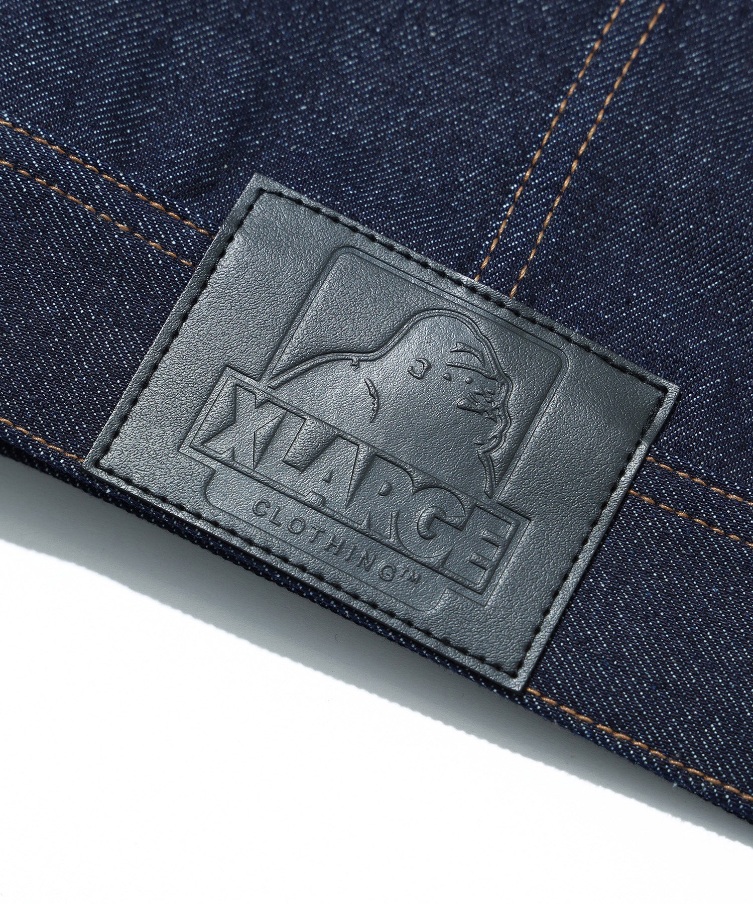 LABEL DENIM JACKET