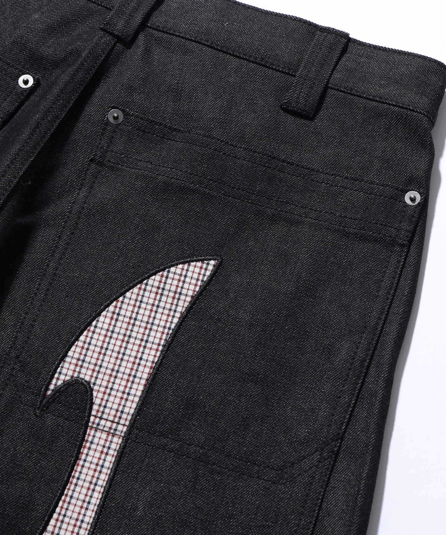 CUT OUT XL LOOSE SHORTS