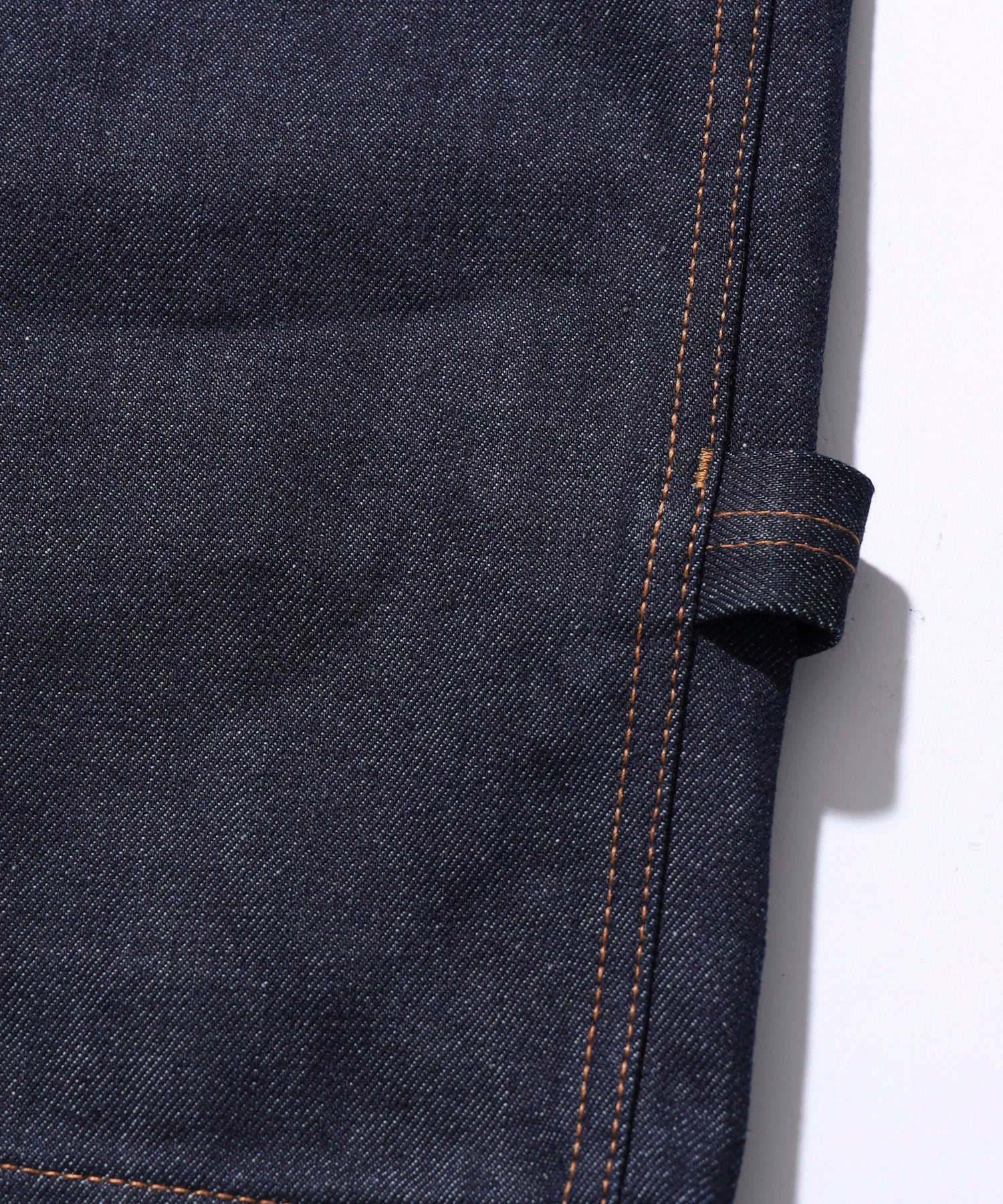 CARPENTER DENIM SHORTS